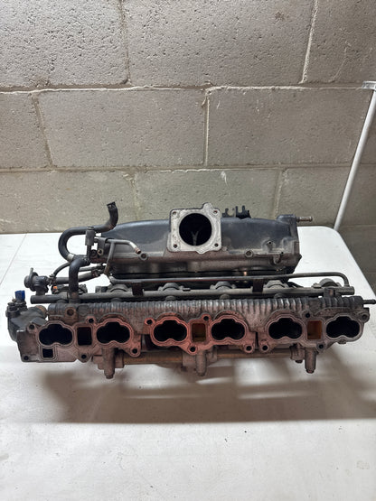 R33 RB25DET Intake Manifold + Fuel rail with injectors